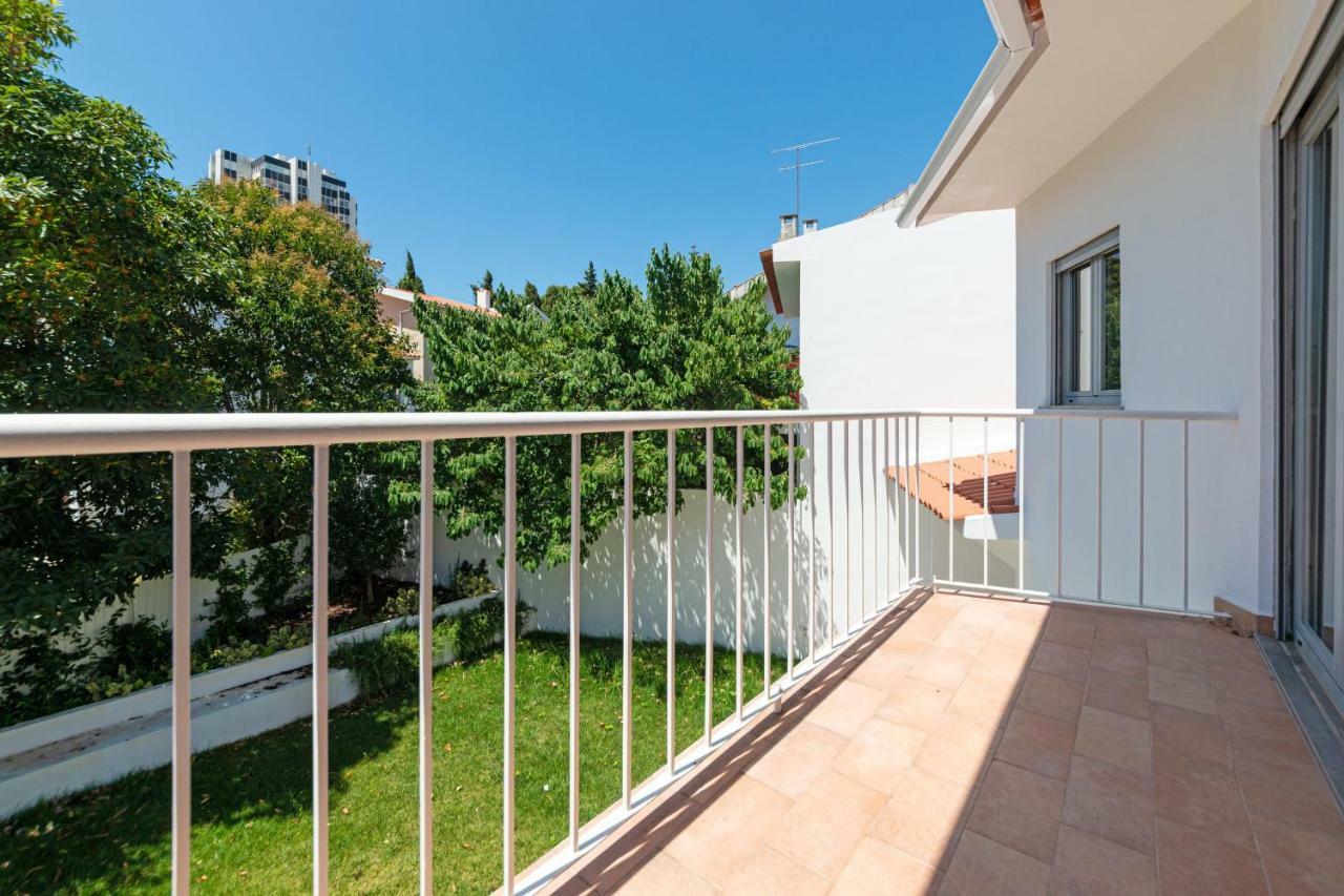 Mama Coco Cascais Apartments מראה חיצוני תמונה